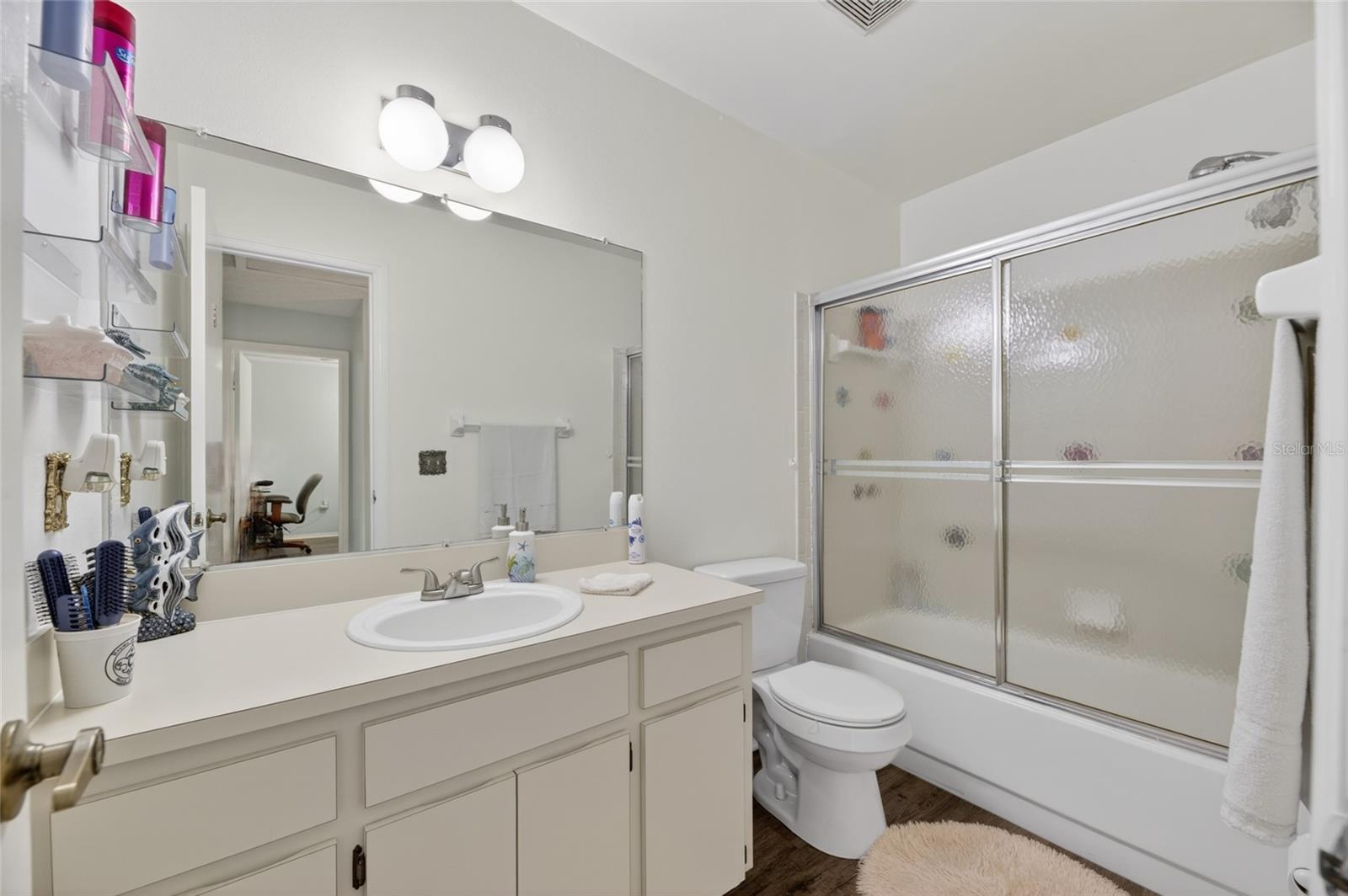 SEMINOLE LAKE ESTATES - Residential