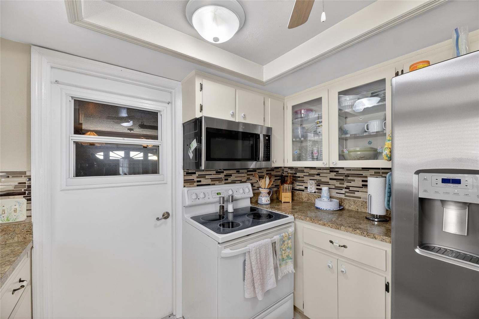 SEMINOLE LAKE ESTATES - Residential