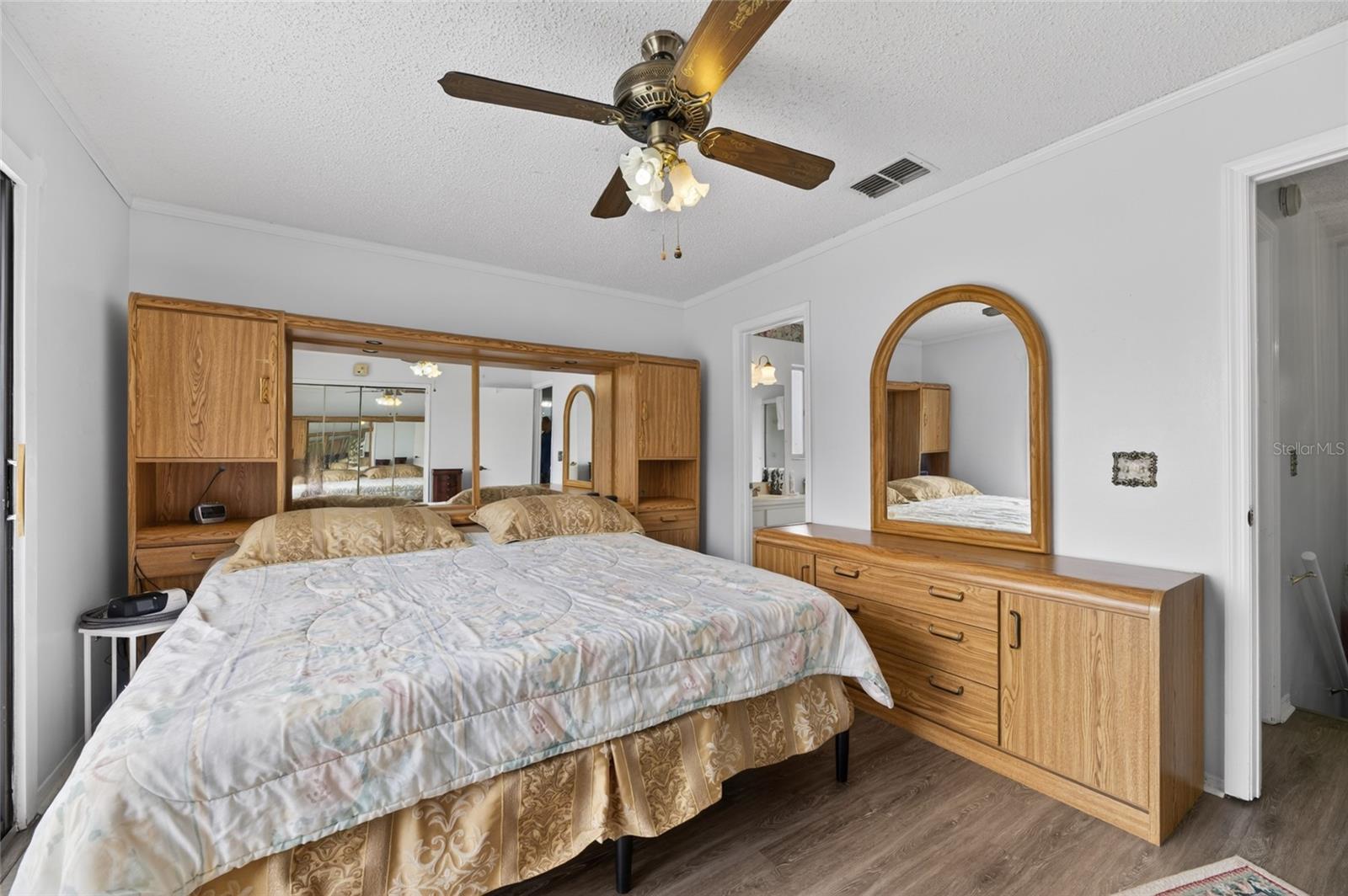SEMINOLE LAKE ESTATES - Residential