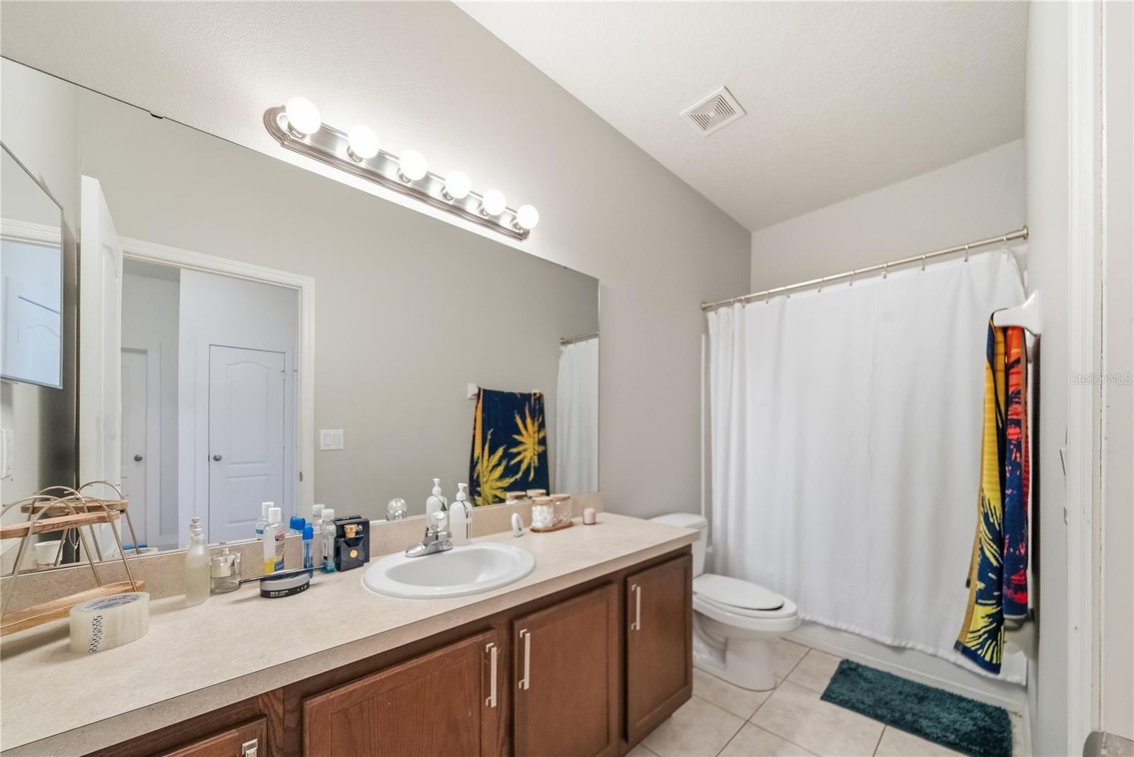 VILLAS/EAST PARK - Residential