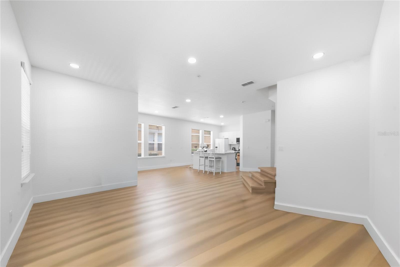 VILLAS/EAST PARK - Residential