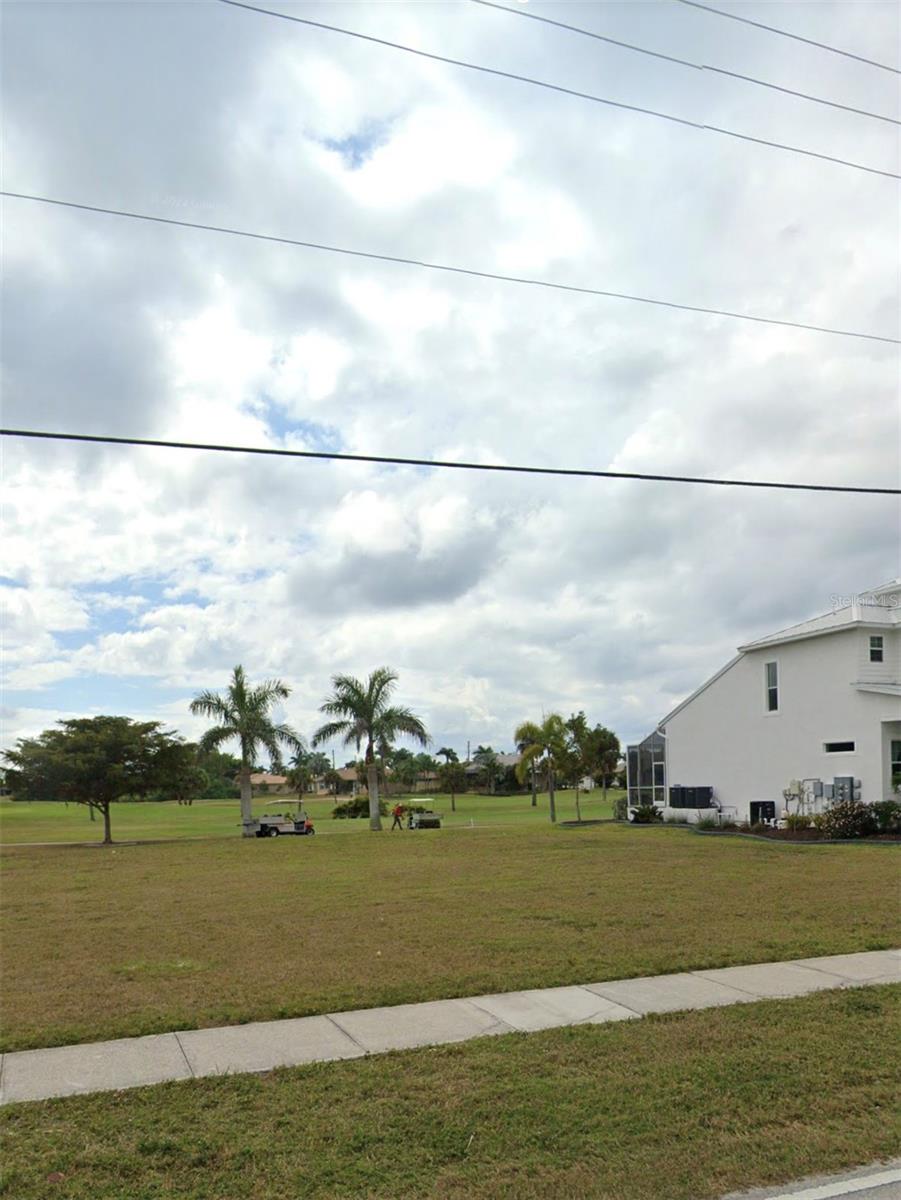 PUNTA GORDA ISLES SEC 12 - Land