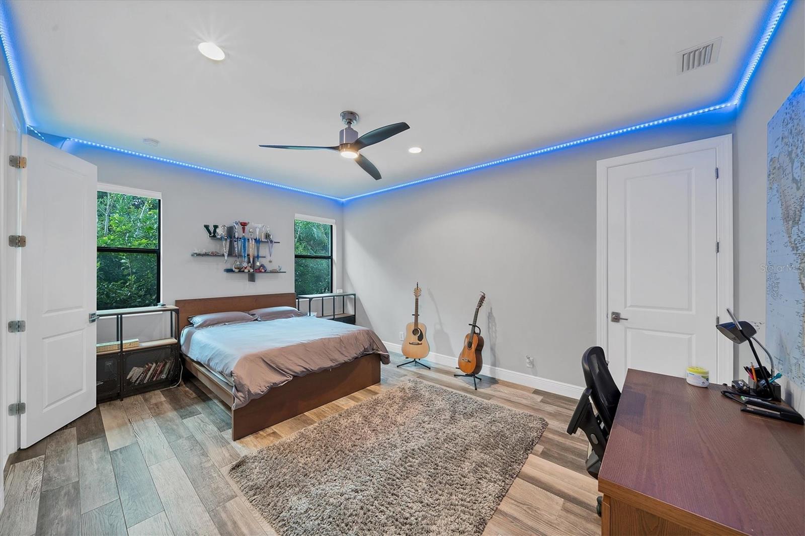 LEGACY ESTS/PALMER RANCH PH I - Residential