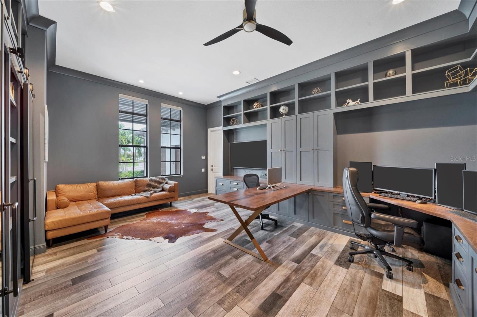 LEGACY ESTS/PALMER RANCH PH I - Residential