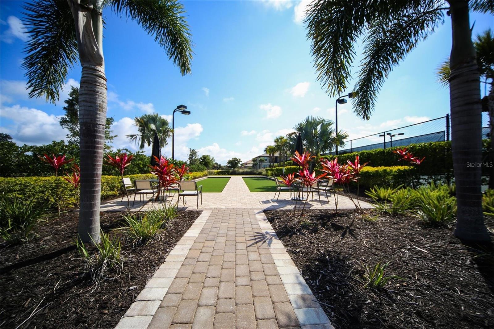 LEGACY ESTS/PALMER RANCH PH I - Residential