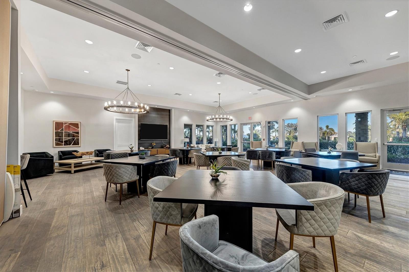 LEGACY ESTS/PALMER RANCH PH I - Residential