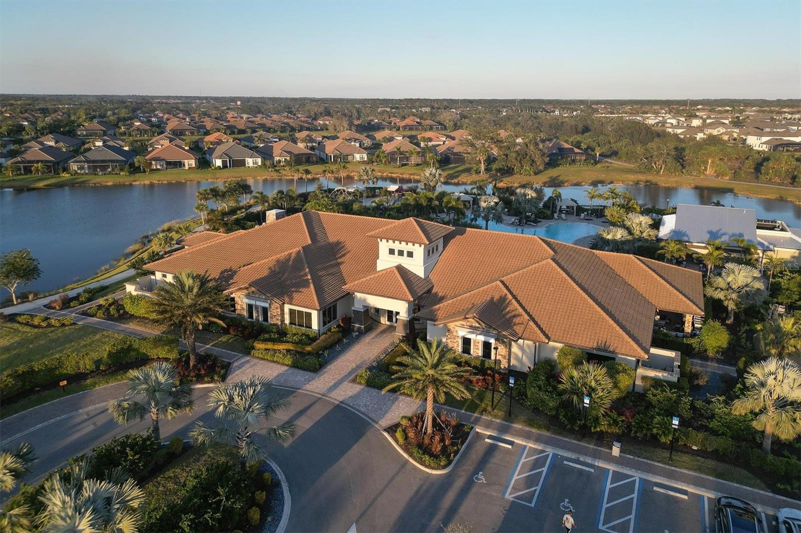 LEGACY ESTS/PALMER RANCH PH I - Residential