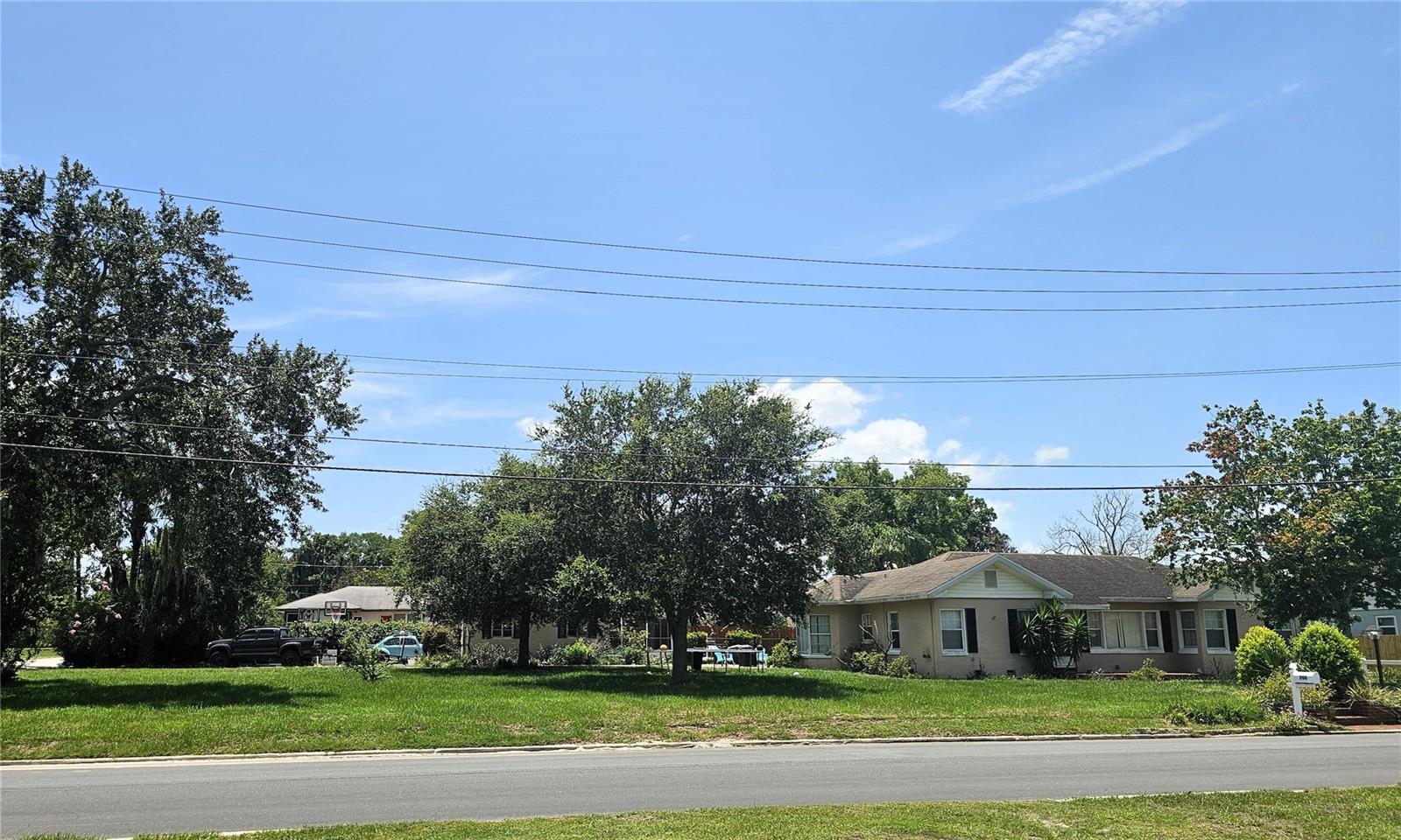 HUTCHINSON ADD - Residential