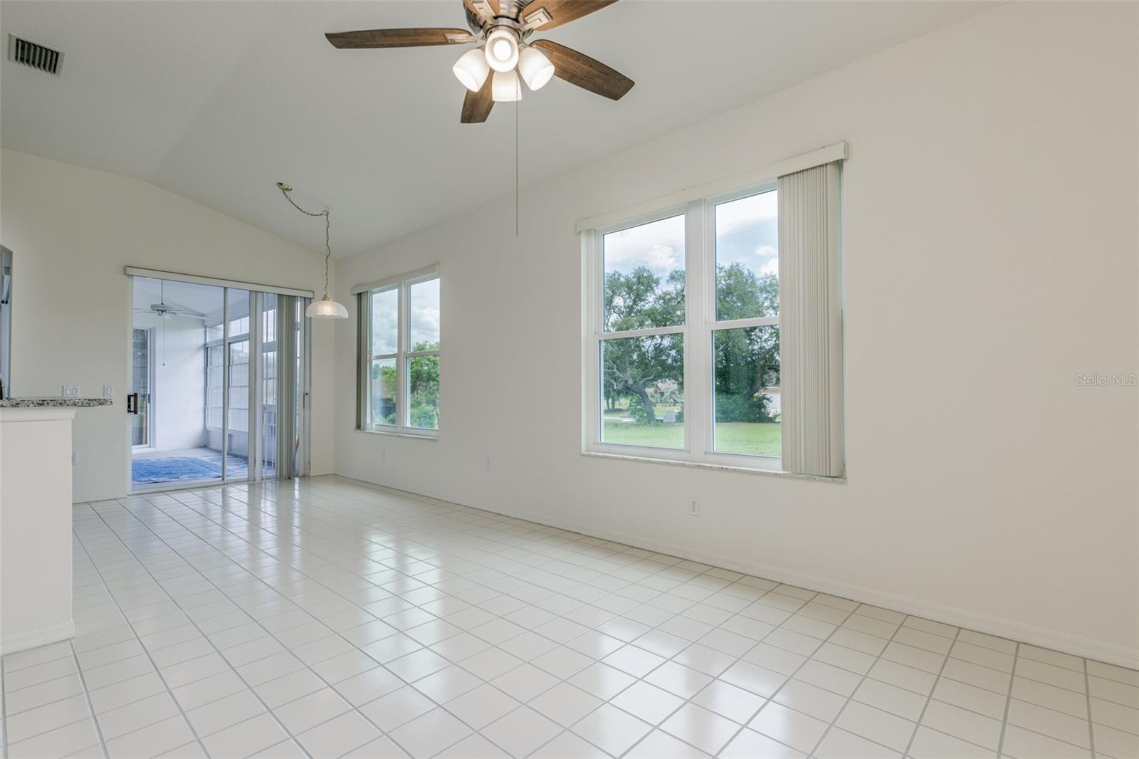 LAUREL RIDGE 02 - Residential
