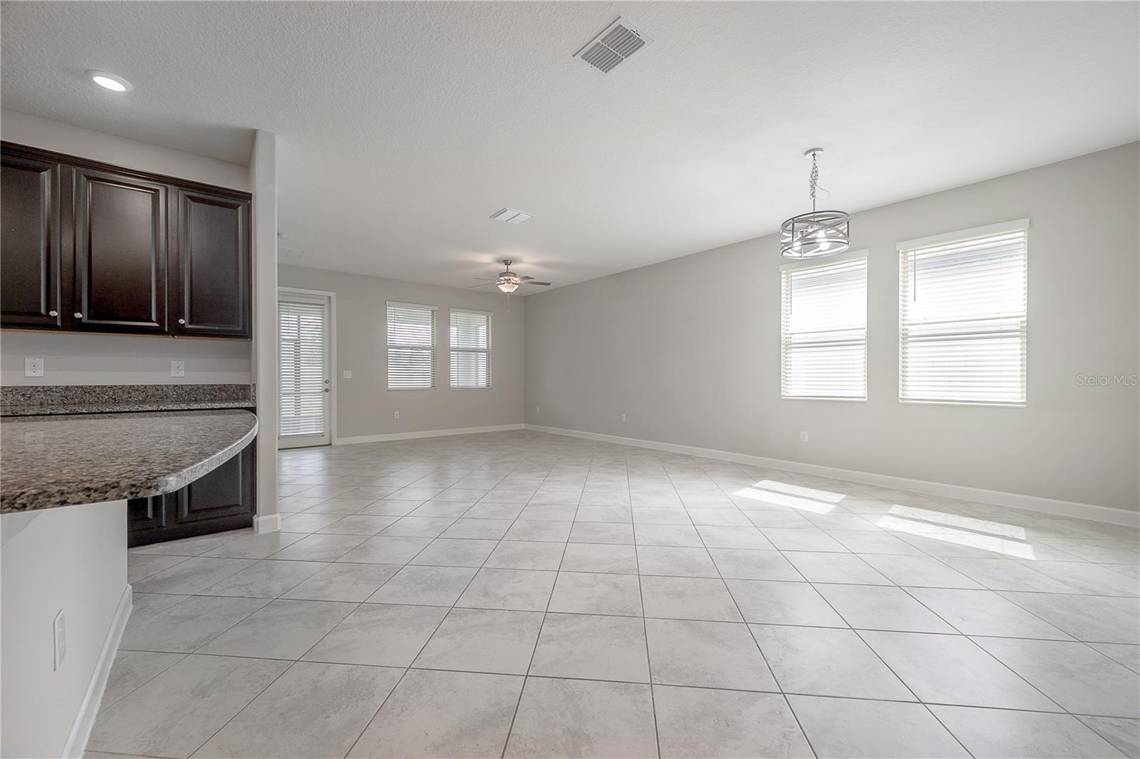 RIVERCREST LAKES - Residential