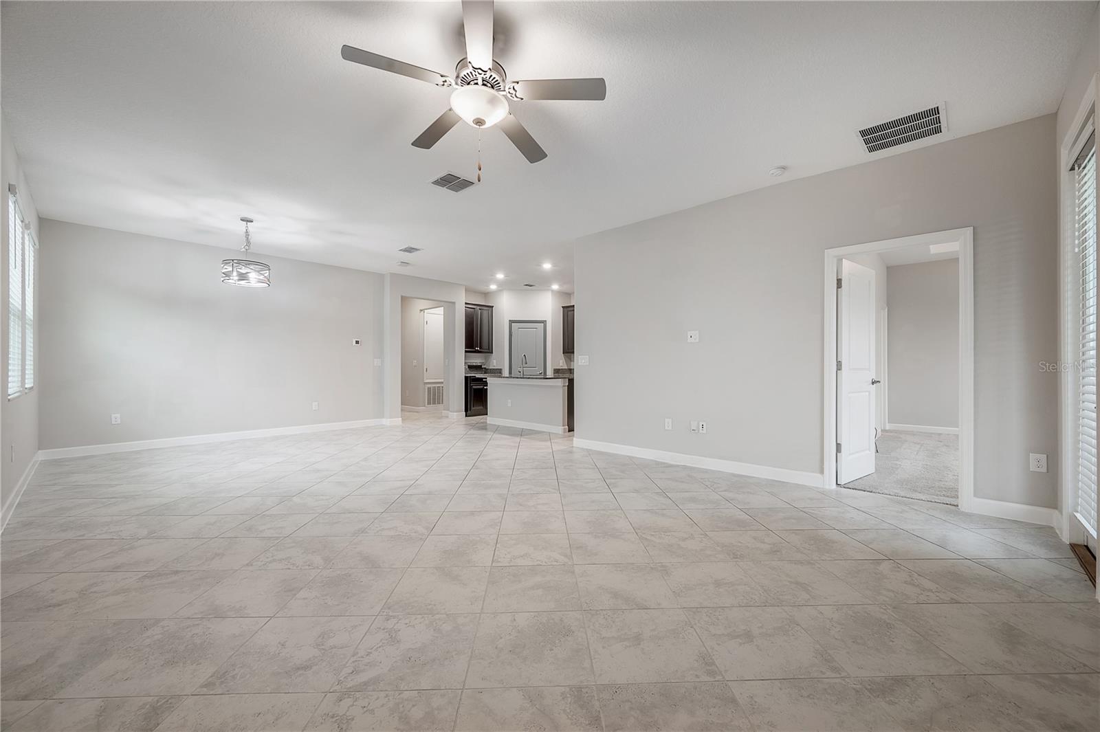RIVERCREST LAKES - Residential