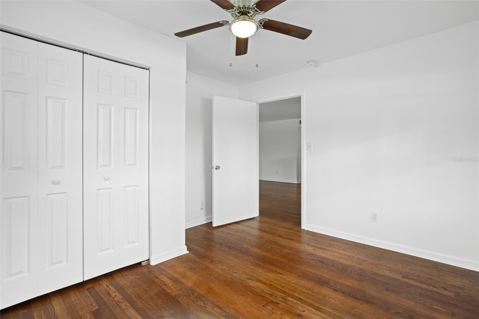 LAKE HIGHLANDS HEIGHTS - Residential Income