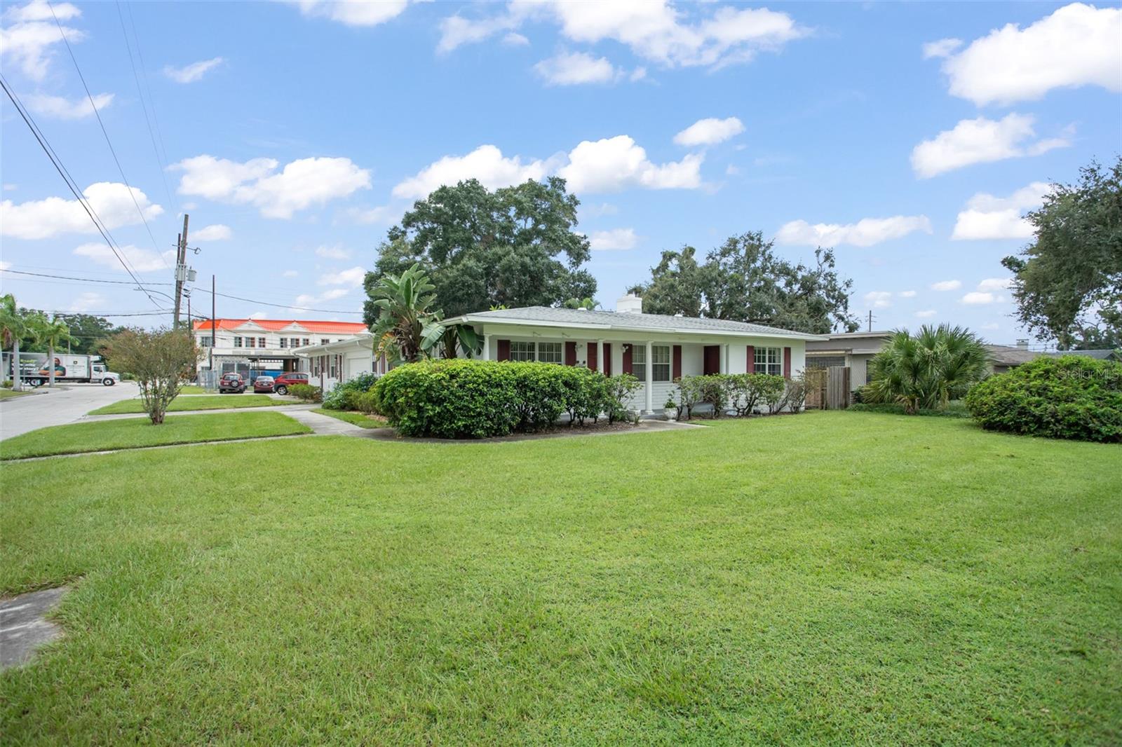 LAKE HIGHLANDS HEIGHTS - Residential Income