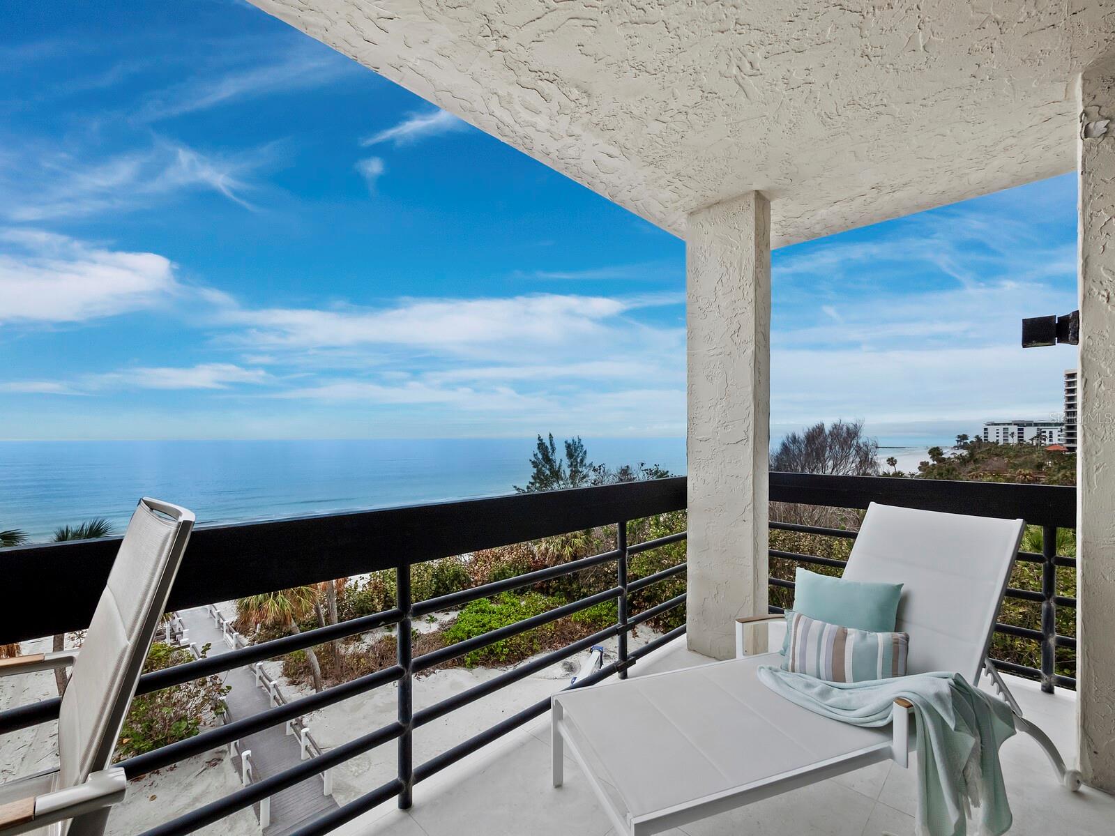 BEACHPLACE I - Residential