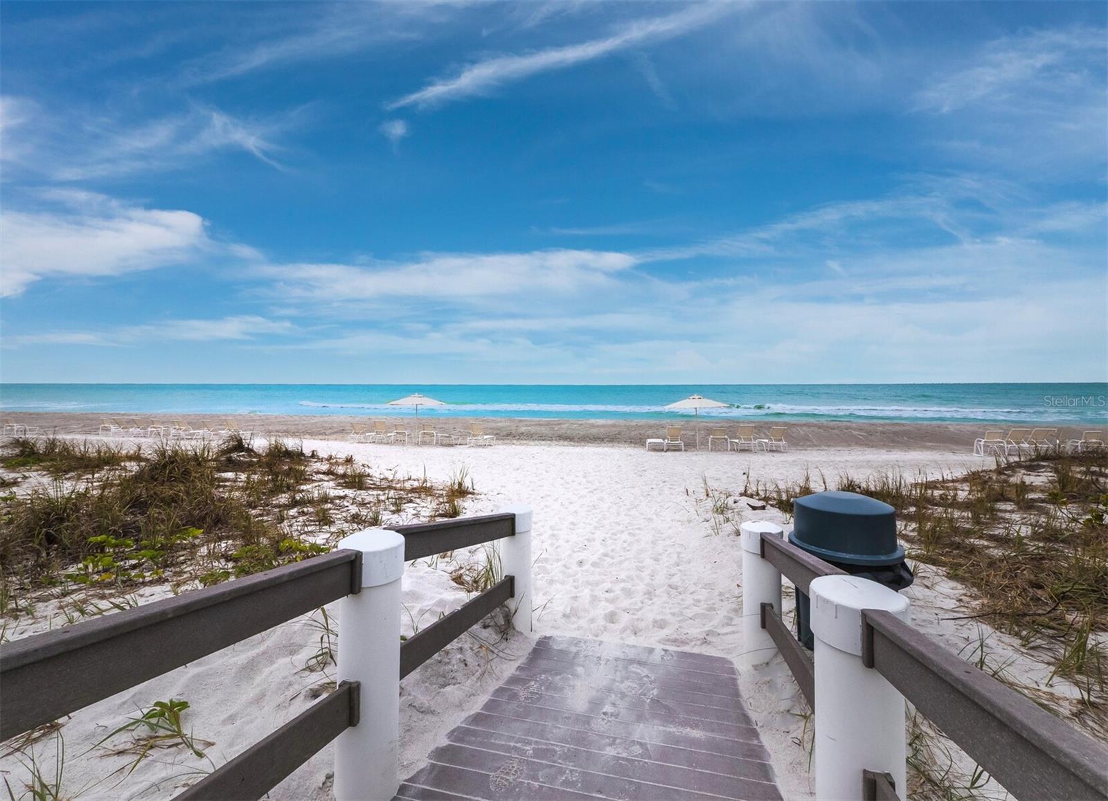 BEACHPLACE I - Residential