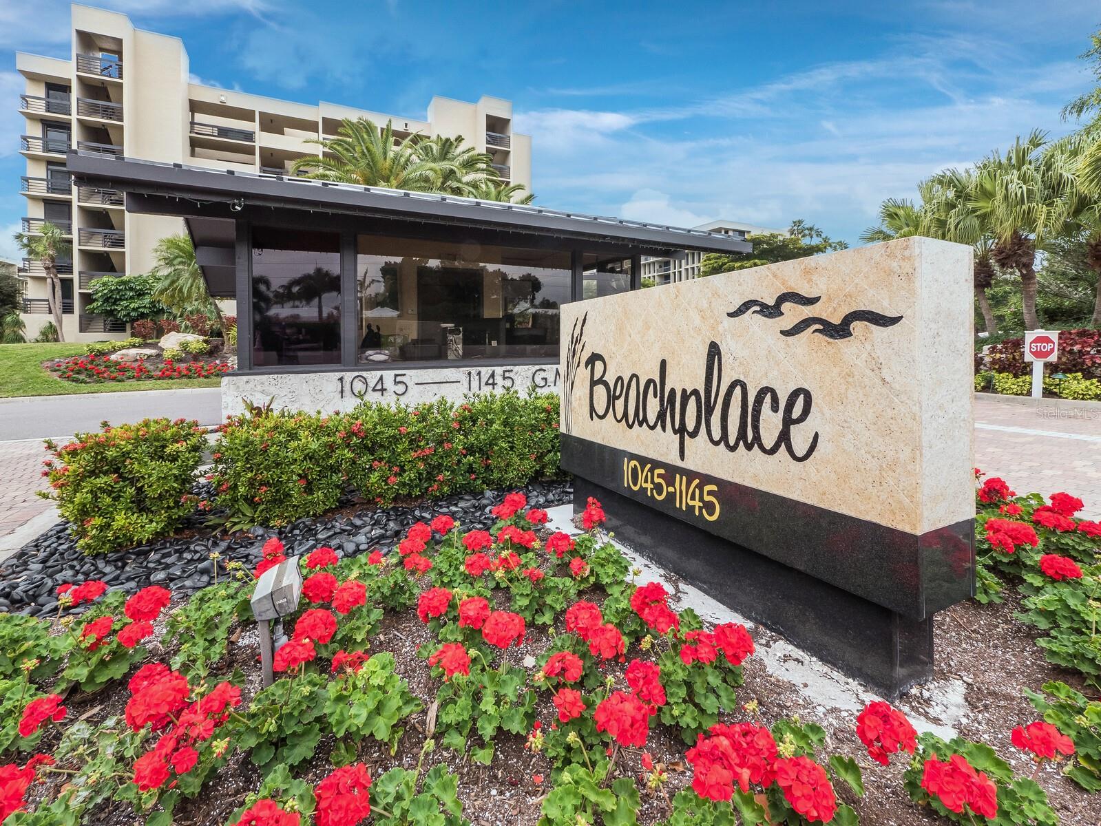 BEACHPLACE I - Residential