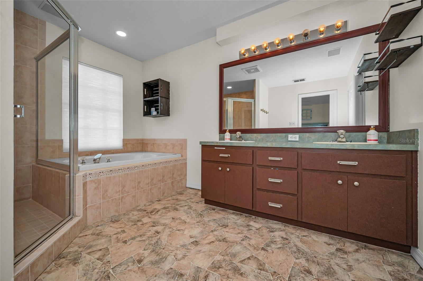 ROSEWOOD AT RIVER RIDGE PH 04 - Residential