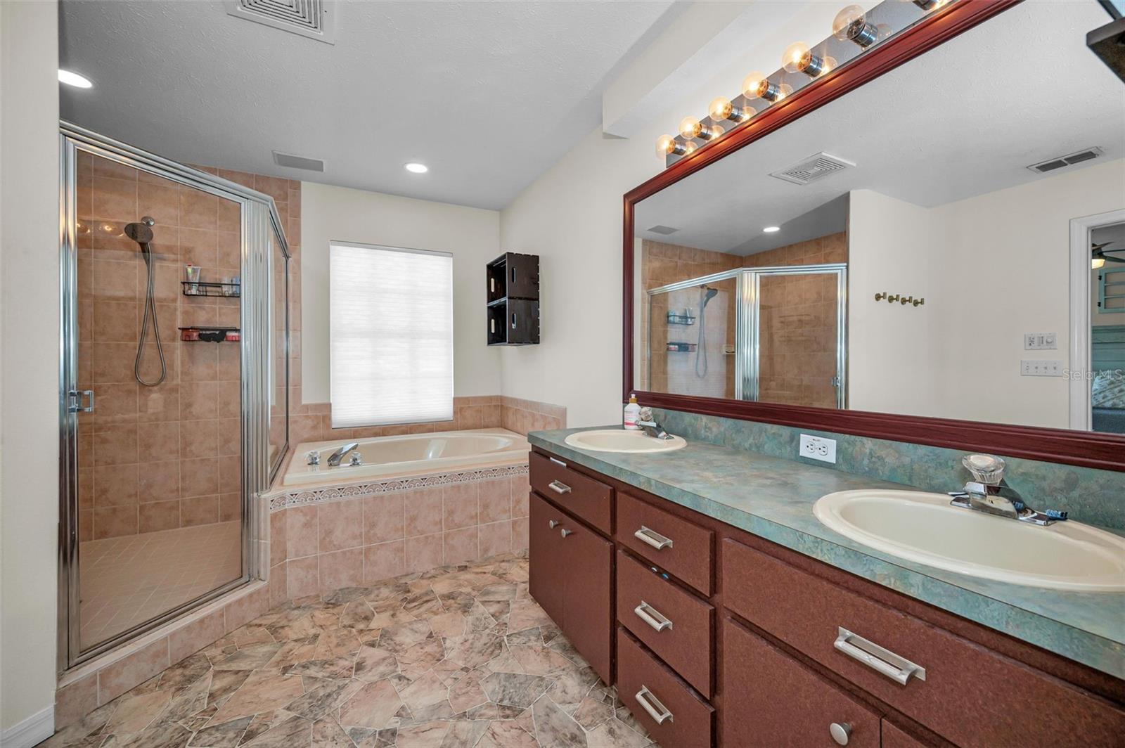 ROSEWOOD AT RIVER RIDGE PH 04 - Residential