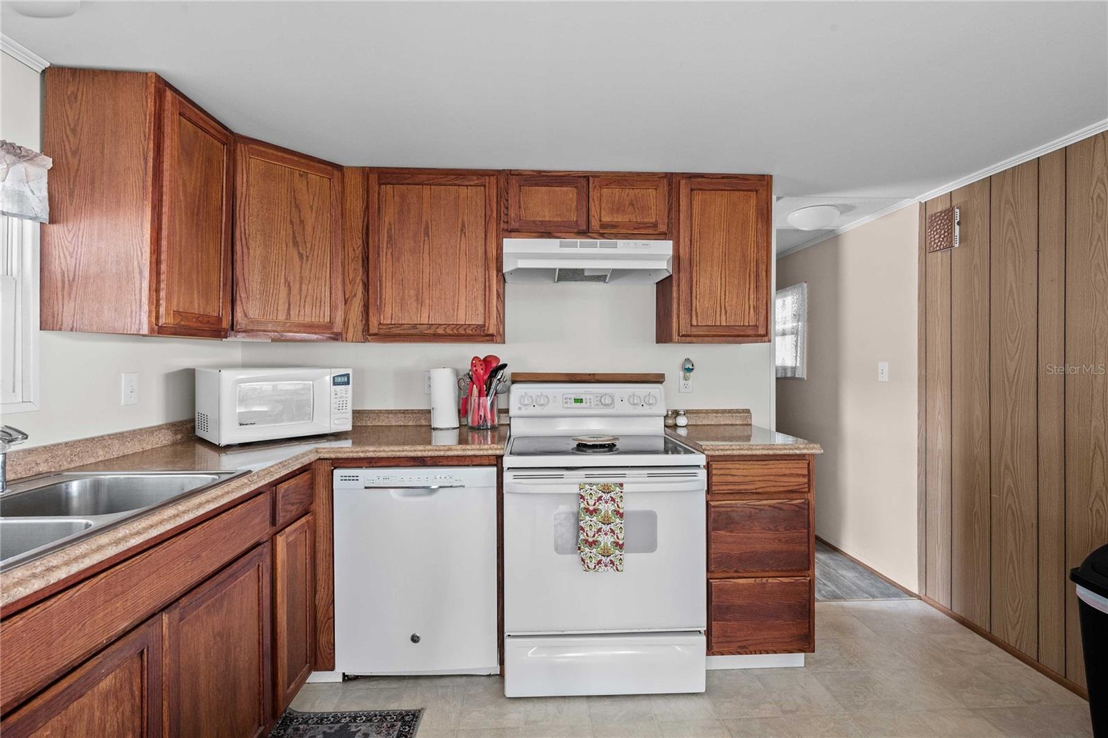 BETMAR ACRES - Residential