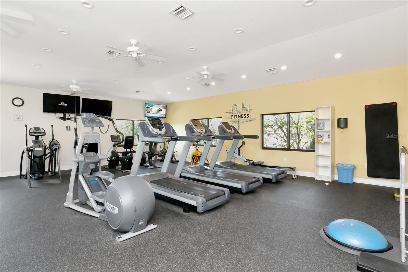 EAGLES POINT AT THE LANDINGS, BAYVIEW HOMES I - Residential