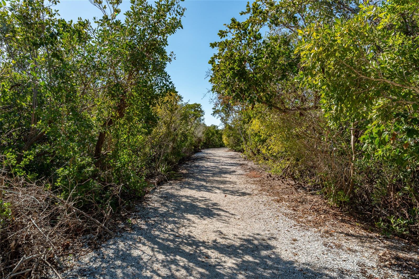 EAGLES POINT AT THE LANDINGS, BAYVIEW HOMES I - Residential