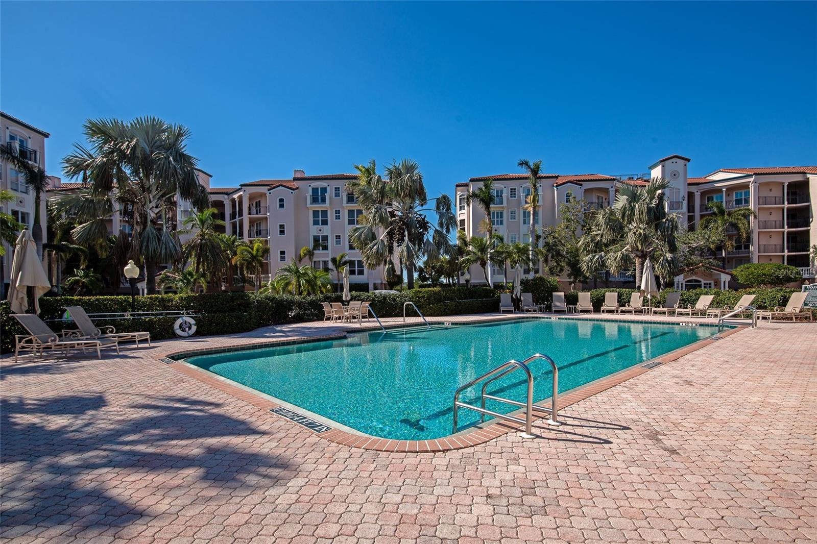 EAGLES POINT AT THE LANDINGS, BAYVIEW HOMES I - Residential