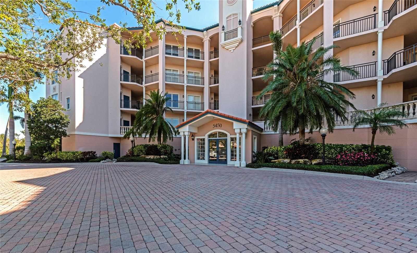 EAGLES POINT AT THE LANDINGS, BAYVIEW HOMES I - Residential