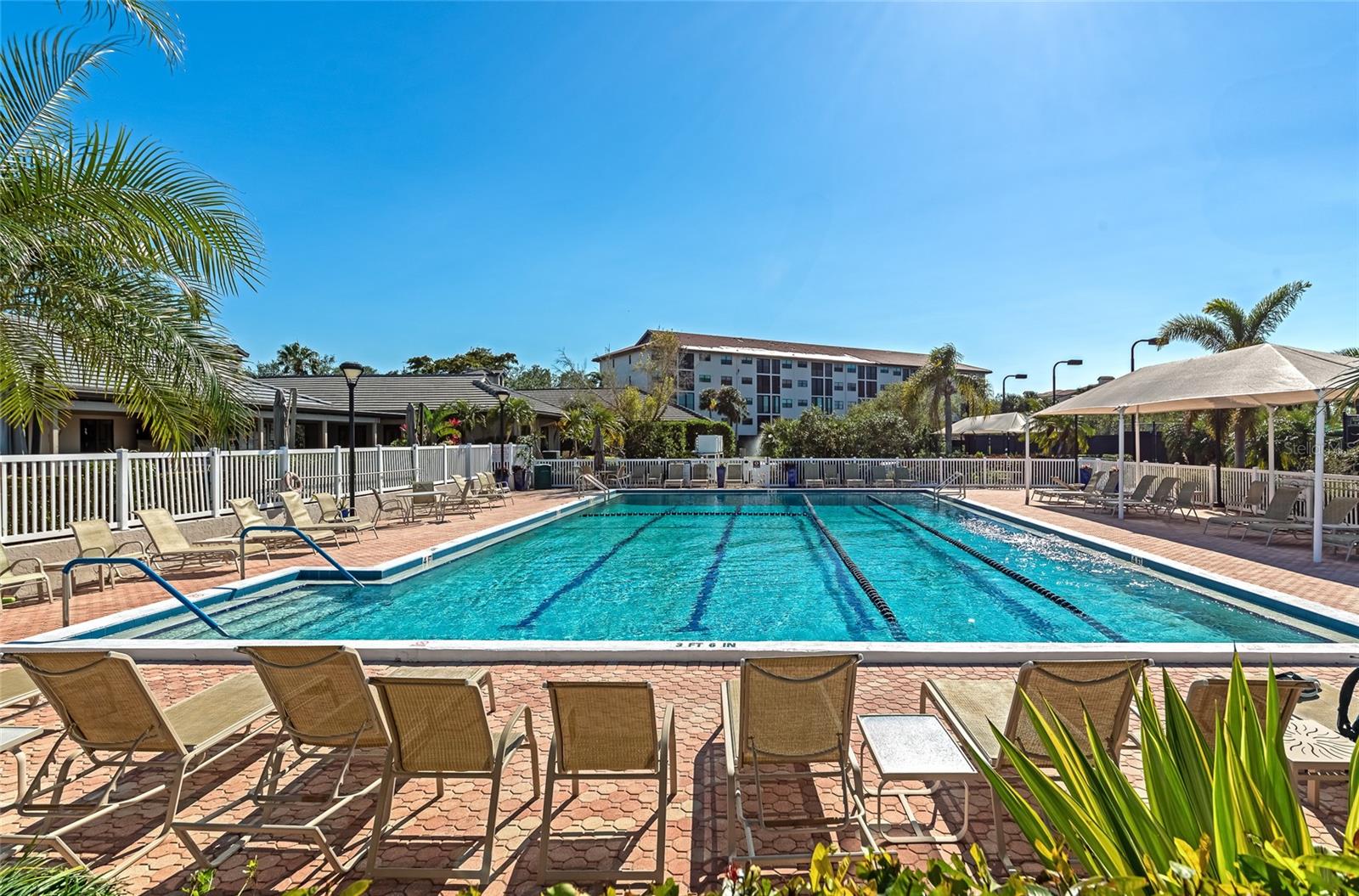 EAGLES POINT AT THE LANDINGS, BAYVIEW HOMES I - Residential