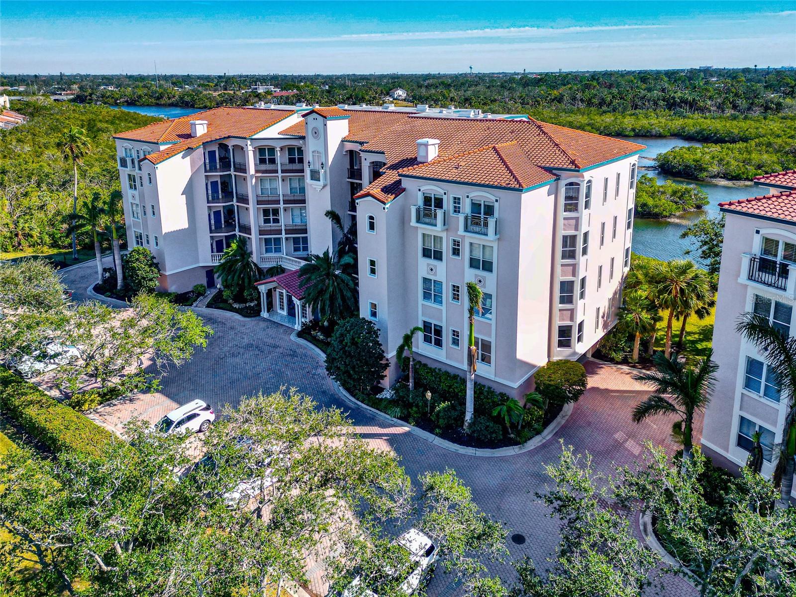 EAGLES POINT AT THE LANDINGS, BAYVIEW HOMES I - Residential