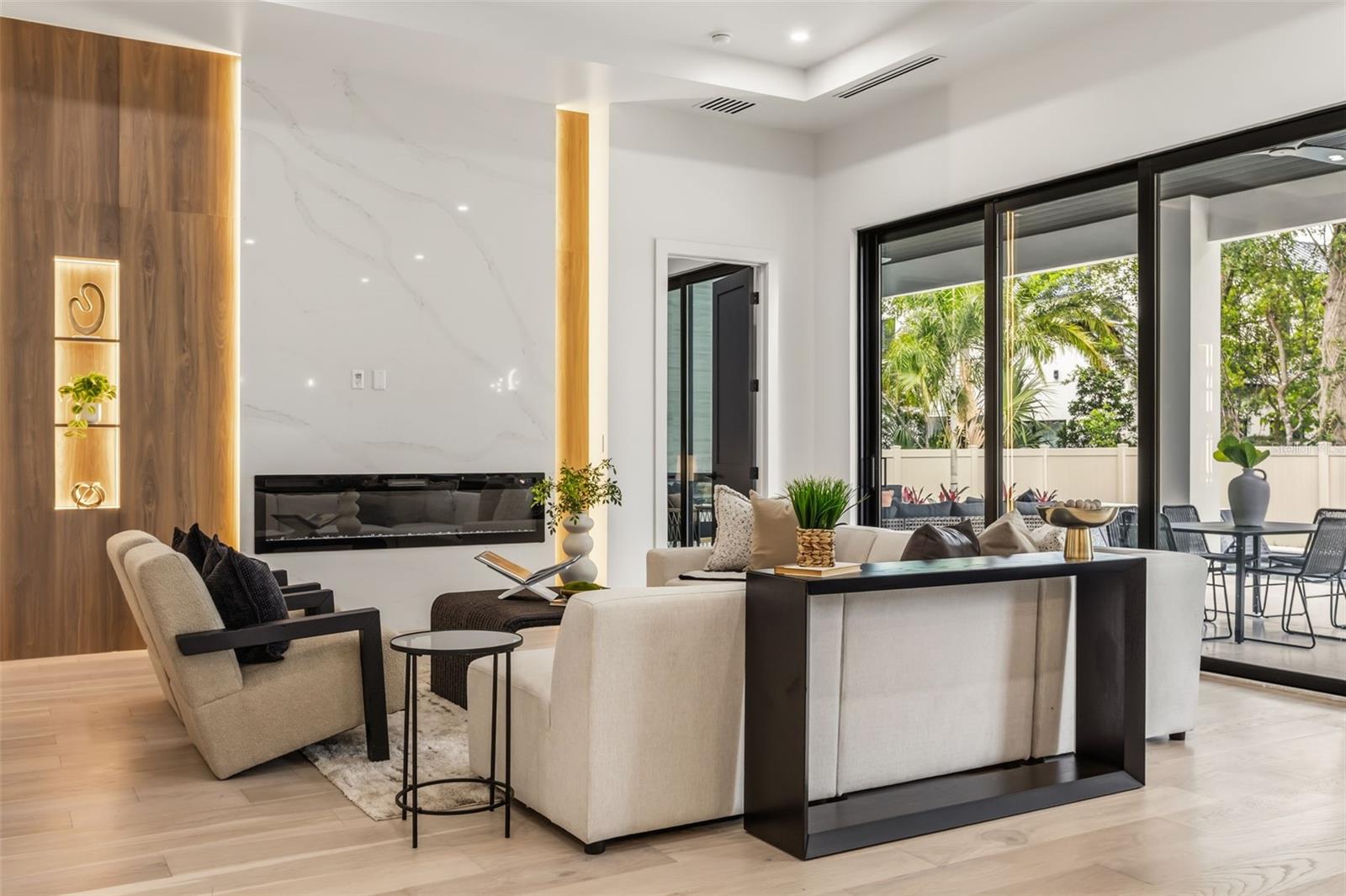 KENILWORTH SHORES SEC 01 - Residential