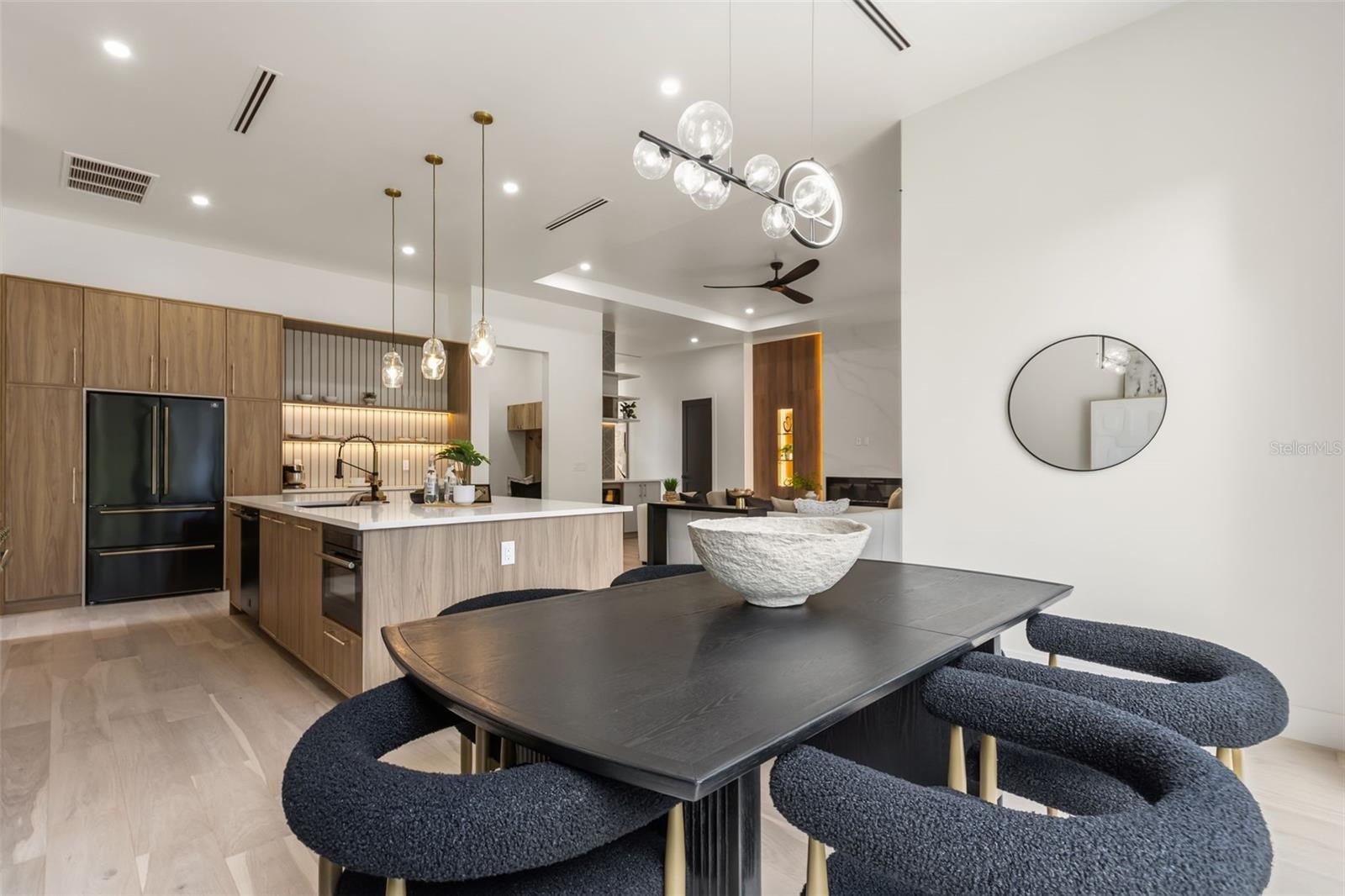 KENILWORTH SHORES SEC 01 - Residential