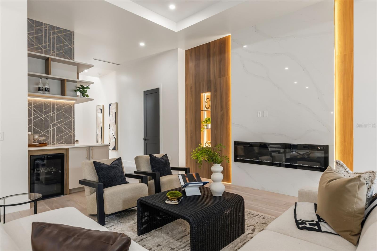KENILWORTH SHORES SEC 01 - Residential
