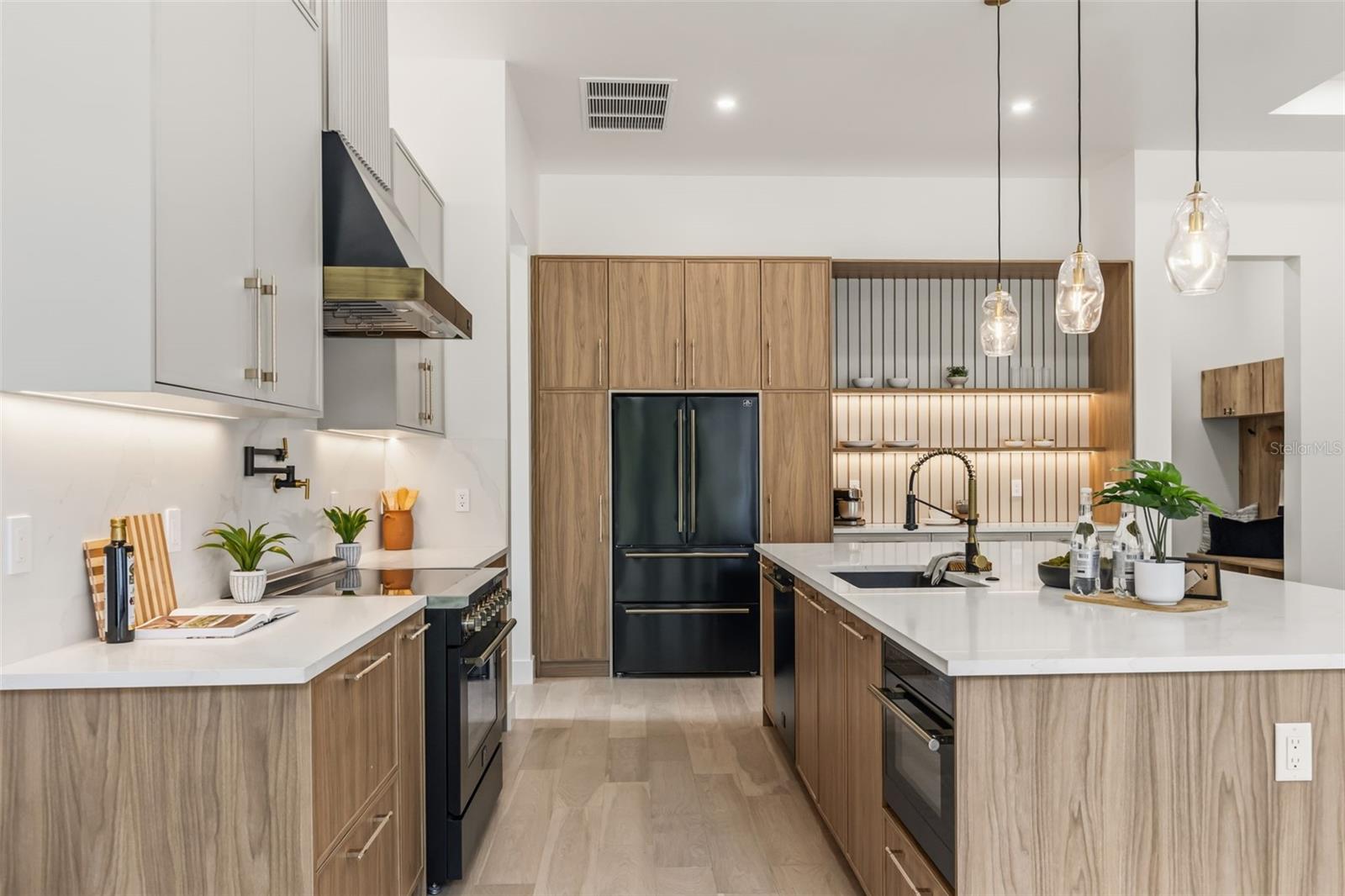 KENILWORTH SHORES SEC 01 - Residential