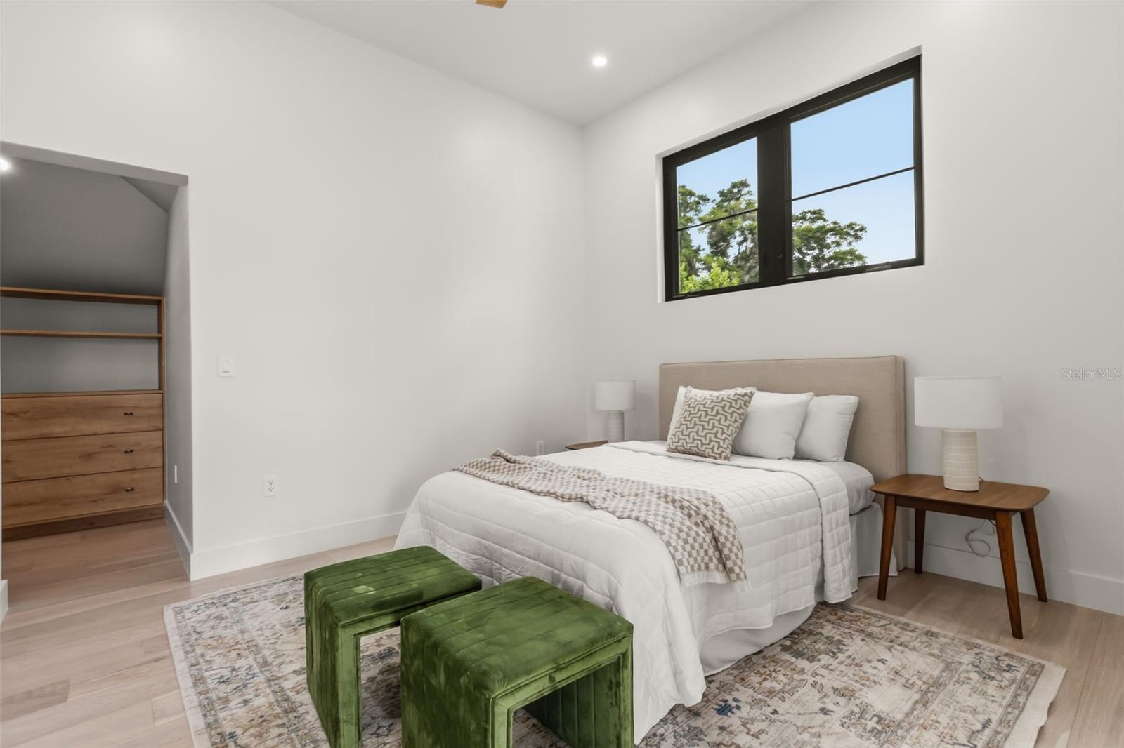 KENILWORTH SHORES SEC 01 - Residential