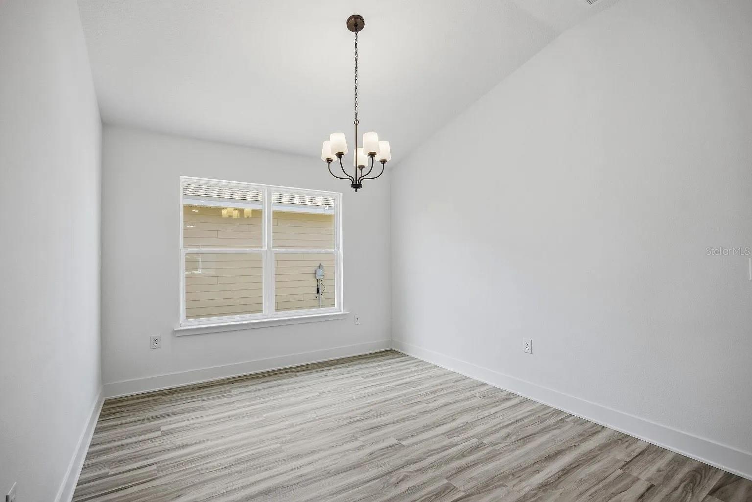 BRIARWOOD - Residential