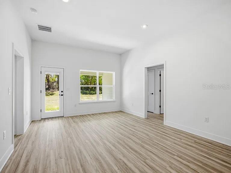 BRIARWOOD - Residential