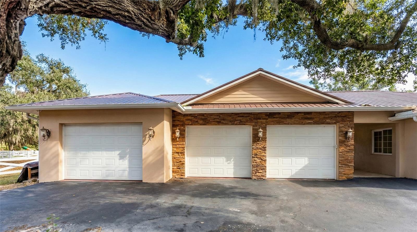 FOX CREEK ACRES - Residential