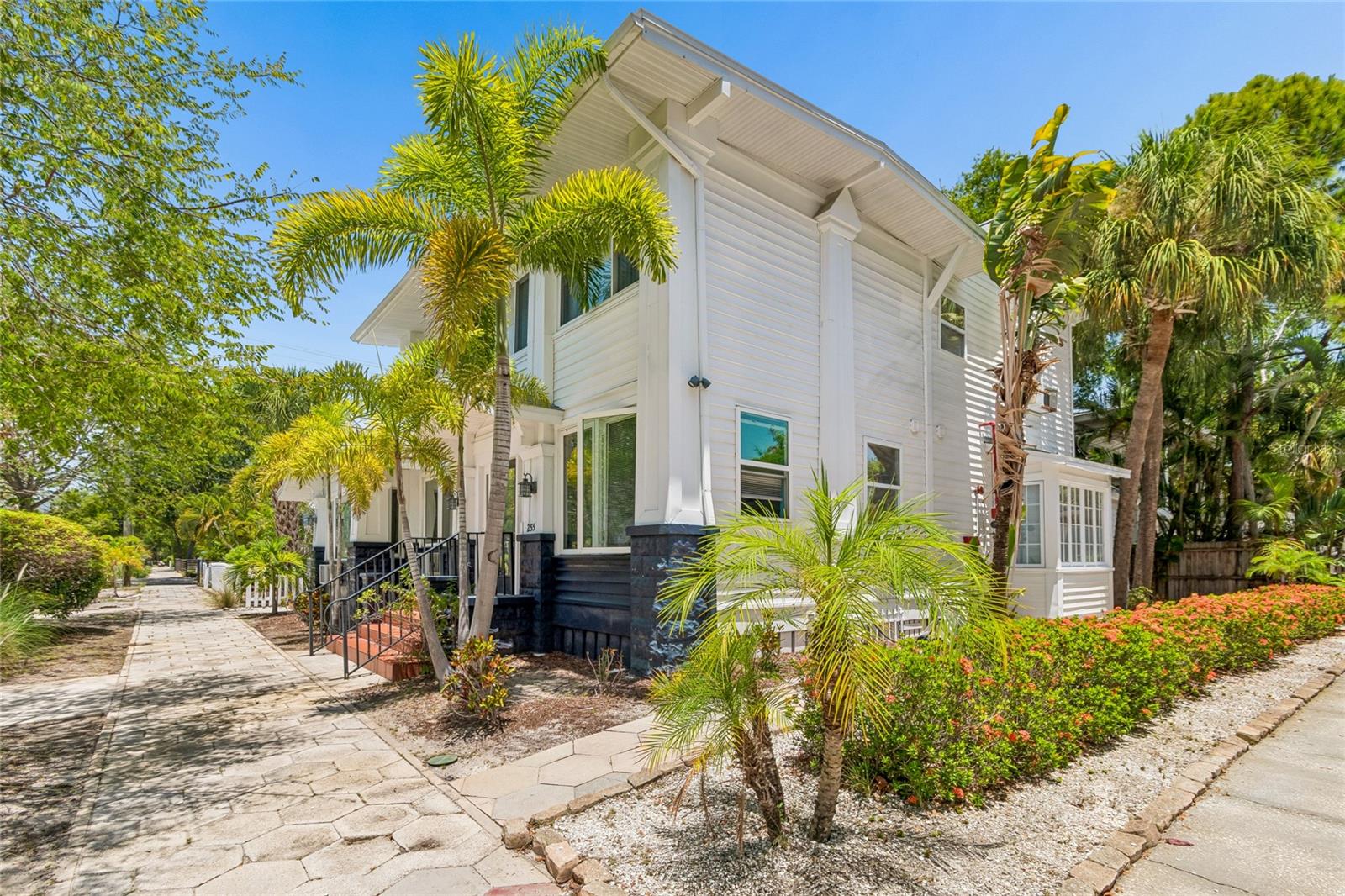 KINYONS H H ADD - Commercial Sale