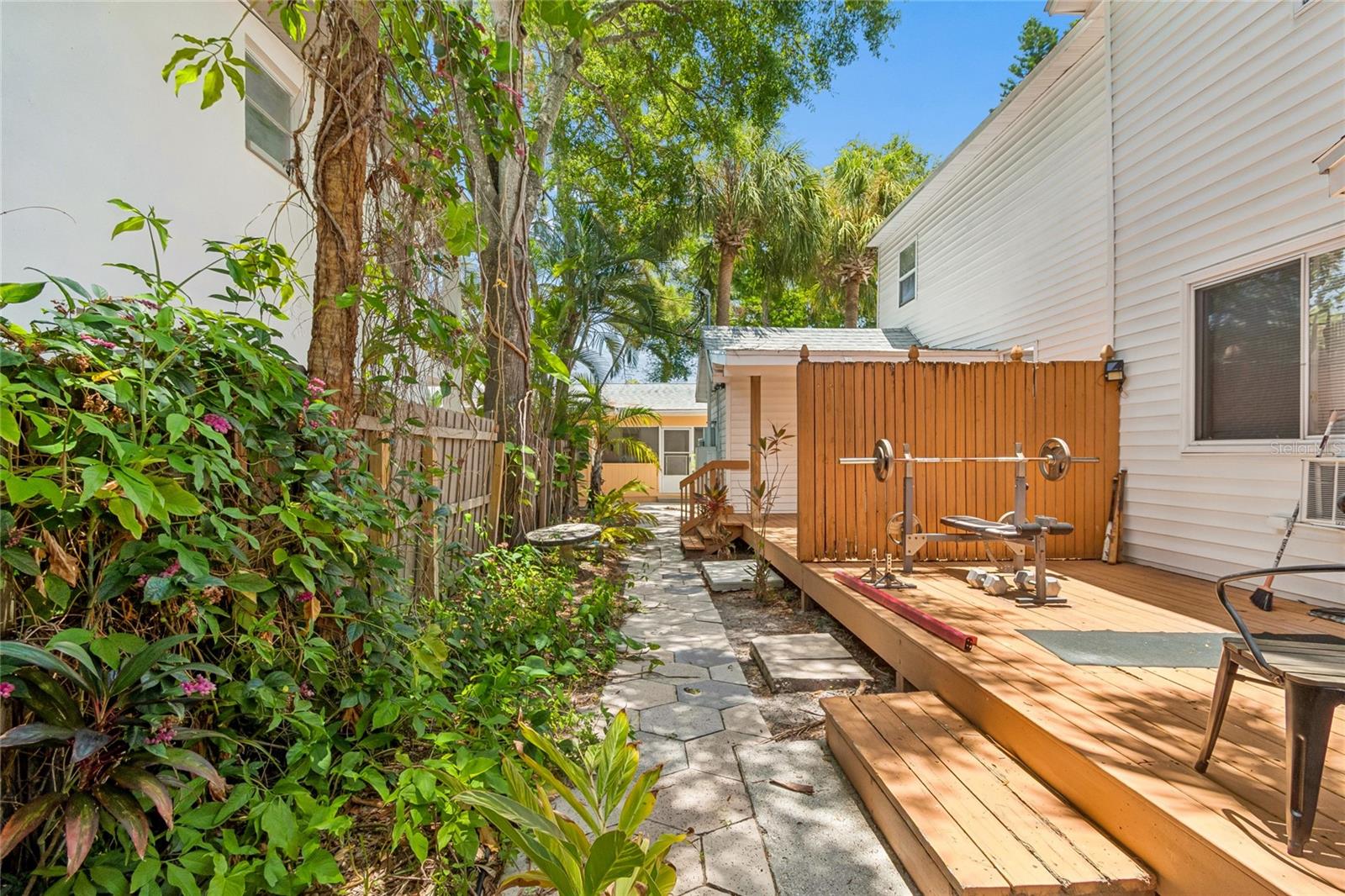 KINYONS H H ADD - Commercial Sale