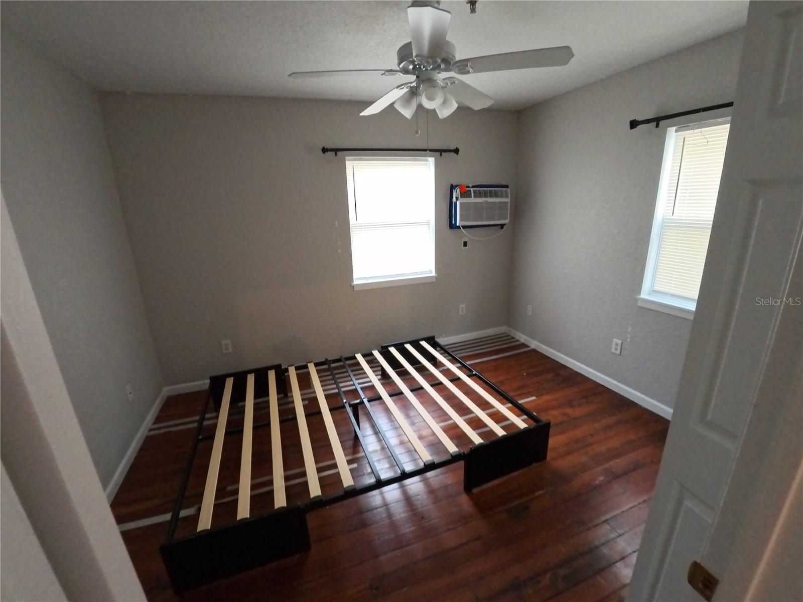 KINYONS H H ADD - Commercial Sale