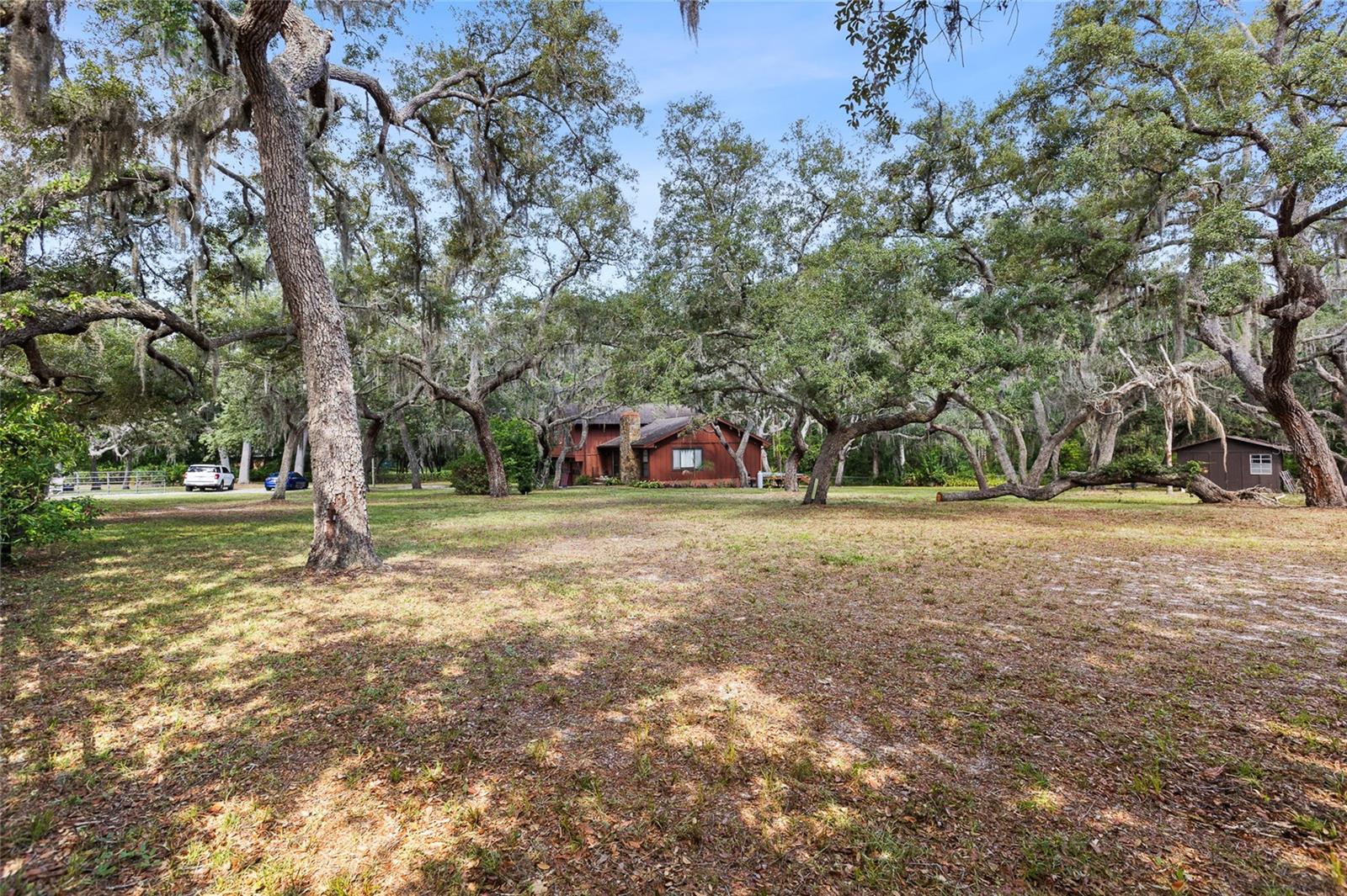 GOLDEN ACRES - Residential