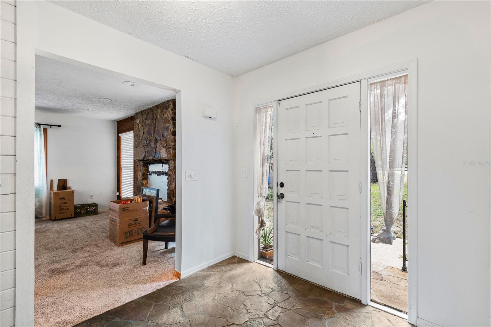 GOLDEN ACRES - Residential