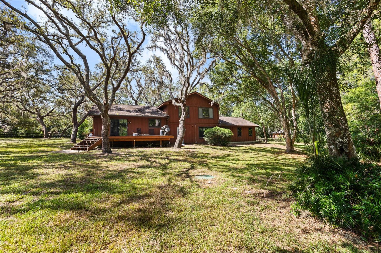 GOLDEN ACRES - Residential