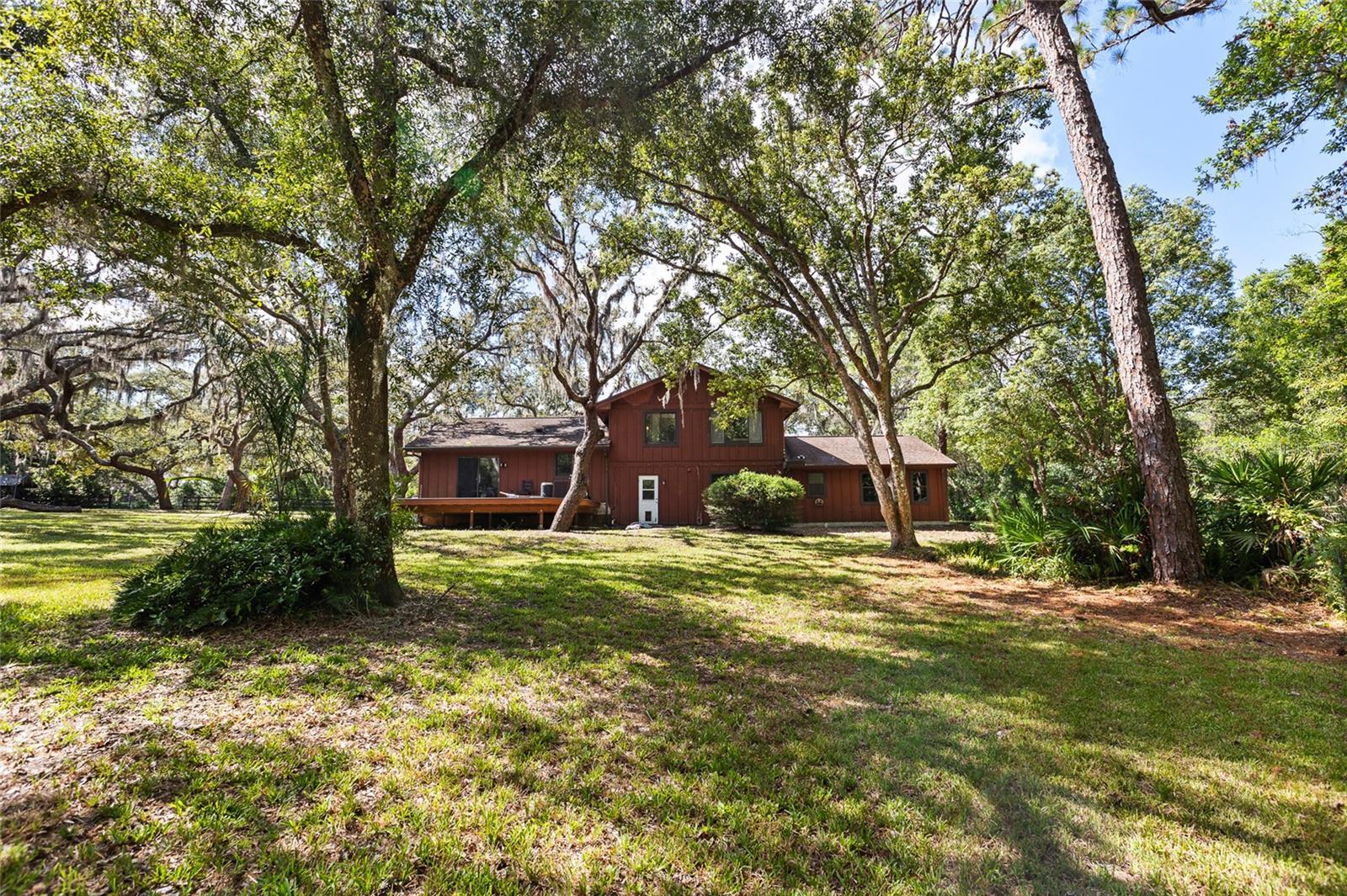 GOLDEN ACRES - Residential