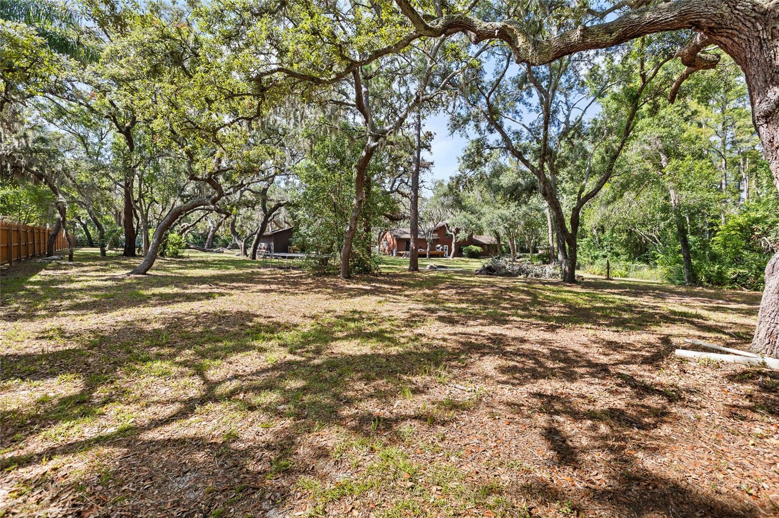 GOLDEN ACRES - Residential