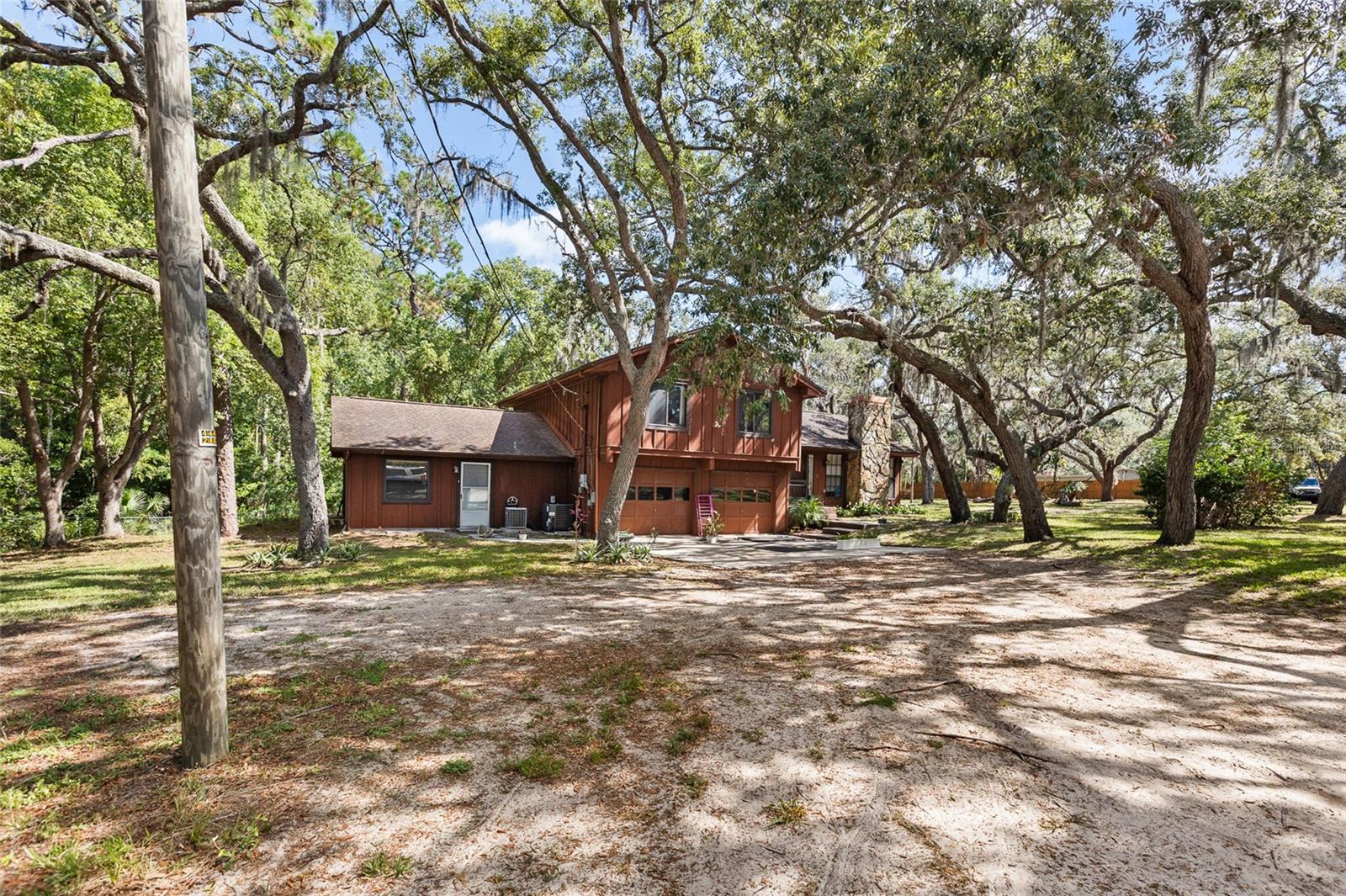 GOLDEN ACRES - Residential