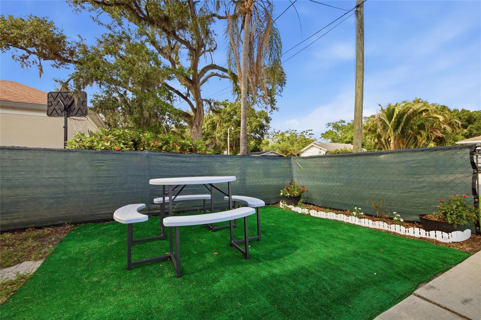HILL PARK - Residential