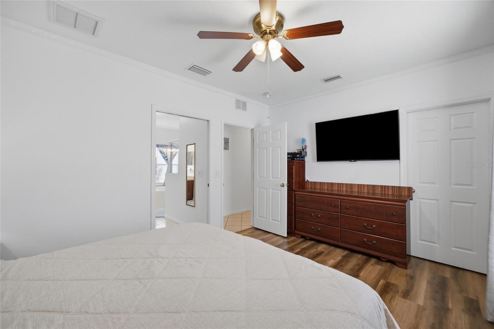 HILL PARK - Residential