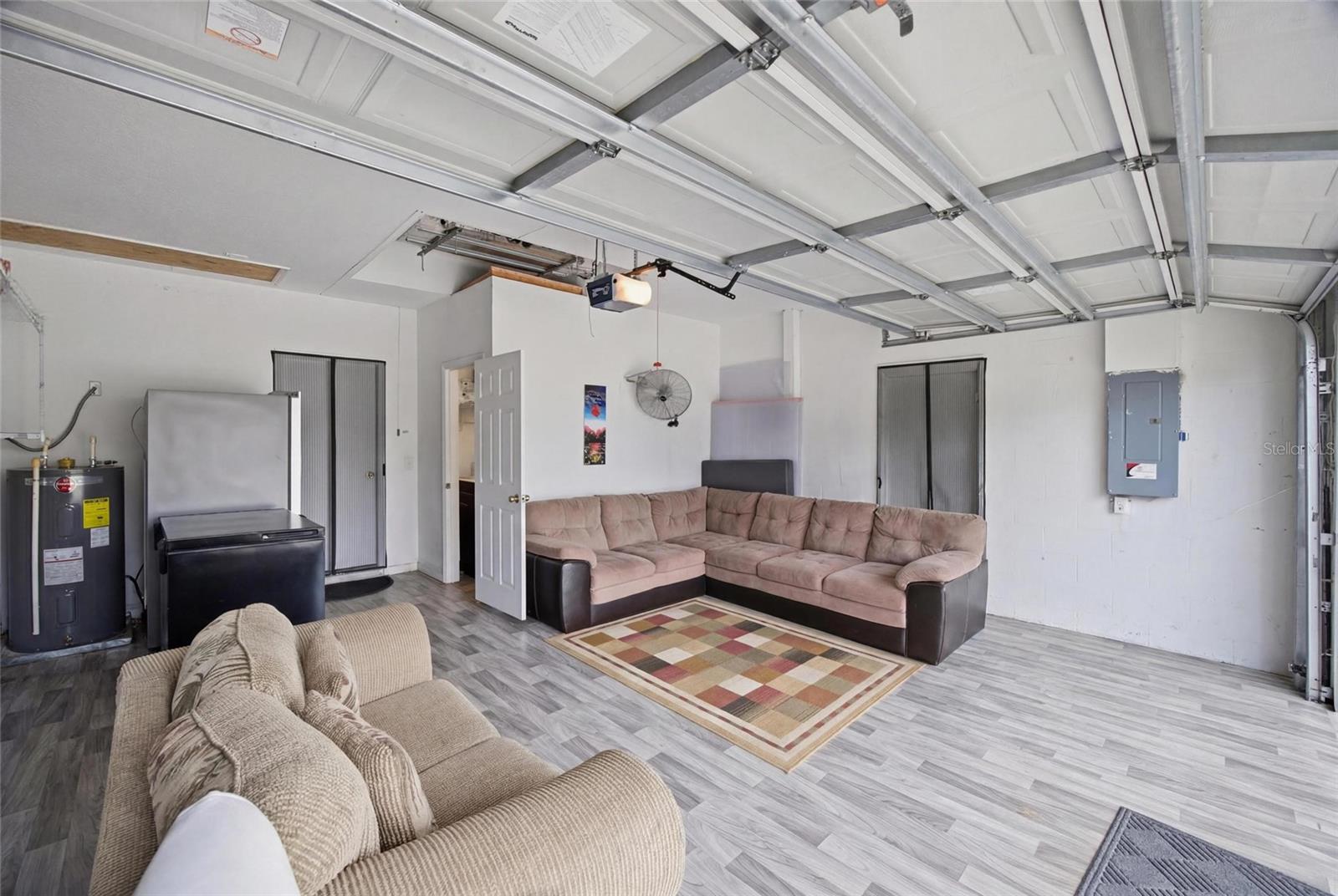 HILL PARK - Residential