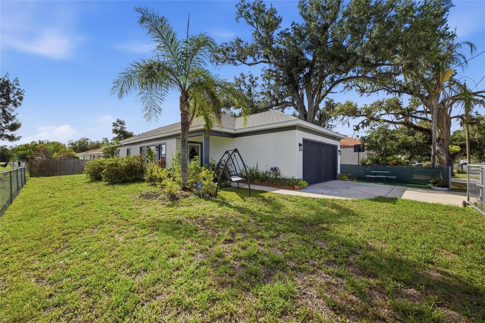 HILL PARK - Residential